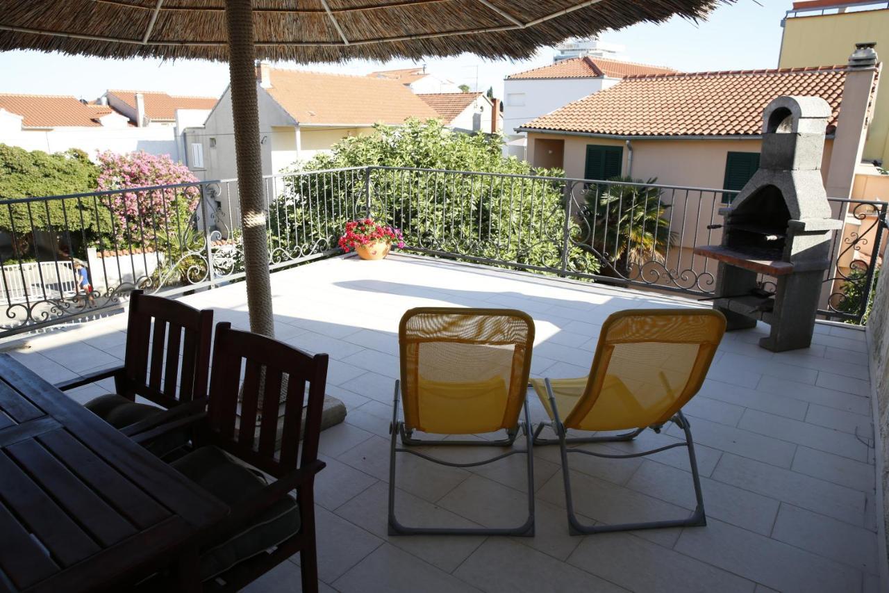 וודיצה Guest House Lorenta מראה חיצוני תמונה