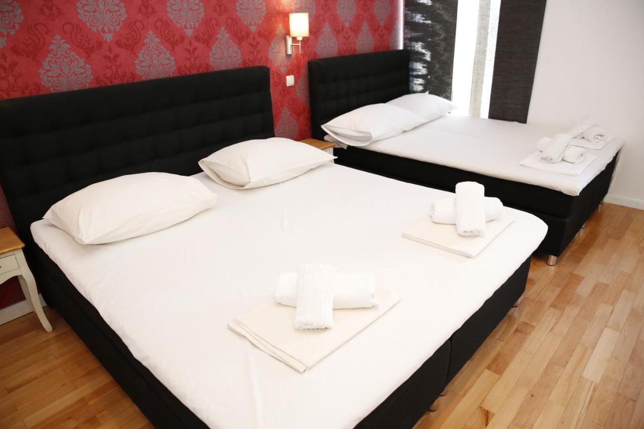 וודיצה Guest House Lorenta מראה חיצוני תמונה